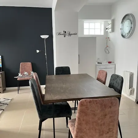 Maison De Semesterbostad *