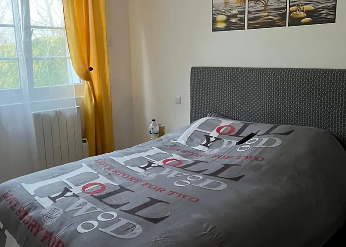 Holiday home Maison De *